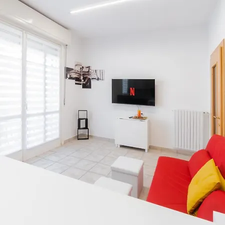 Viale Della Repubblica Free Parking E Wifi 1 Minute To Garda