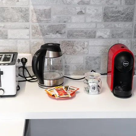 Viale Della Repubblica Free Parking E Wifi 1 Minute To Garda *