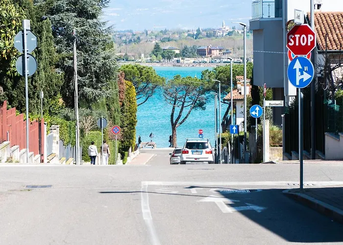 Viale Della Repubblica Free Parking E Wifi 1 Minute To Garda Apartamento Peschiera del Garda